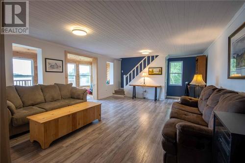 1331 Tramore Road, Golden Lake, ON - Indoor Photo Showing Living Room