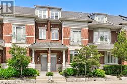 4 - 116 WATERSIDE DRIVE  Mississauga, ON L5G 4T8