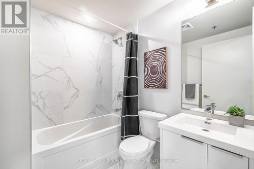 1006 - 90 Glen Everest Road, Toronto, ON - Indoor Photo Showing Bathroom