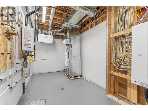 10218 Beacon Hill Drive, Lake Country, BC - Indoor Photo Showing Basement