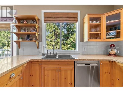 4189 Gallaghers Crescent, Kelowna, BC - Indoor Photo Showing Kitchen With Double Sink