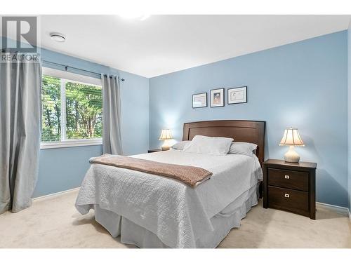 4189 Gallaghers Crescent, Kelowna, BC - Indoor Photo Showing Bedroom