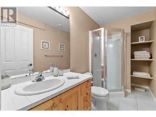 4189 Gallaghers Crescent, Kelowna, BC - Indoor Photo Showing Bathroom