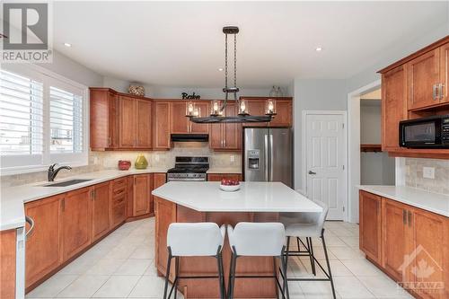 3336 Riverset Crescent, Ottawa, ON - Indoor Photo Showing Kitchen