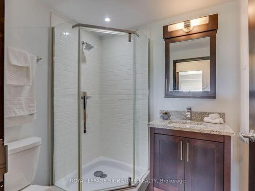 1517-1235 Richmond St, London, ON - Indoor Photo Showing Bathroom