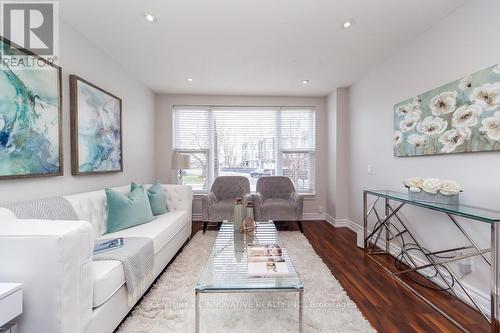 135 Queensbury Avenue, Toronto, ON - Indoor Photo Showing Living Room