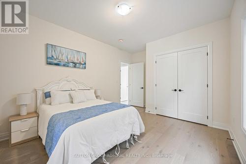 7 William Logan Drive, Richmond Hill, ON - Indoor Photo Showing Bedroom