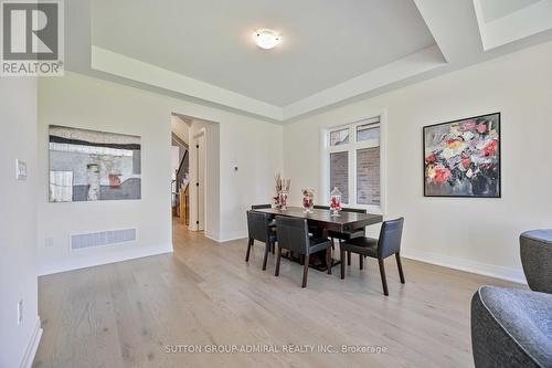 7 William Logan Drive, Richmond Hill, ON - Indoor Photo Showing Dining Room