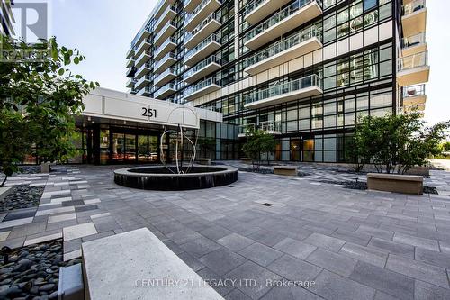 1125 - 251 Manitoba Street, Toronto, ON - Outdoor