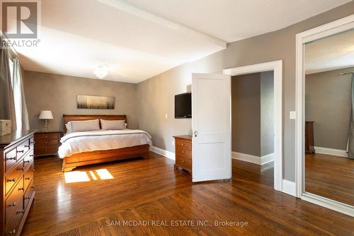 1361 Lorne Park Road E, Mississauga, ON - Indoor Photo Showing Bedroom