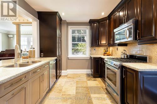 1361 Lorne Park Road E, Mississauga, ON - Indoor Photo Showing Kitchen With Double Sink