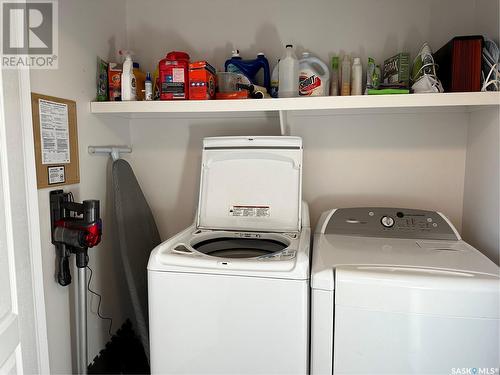 304 Archibald Street, Midale, SK - Indoor Photo Showing Laundry Room