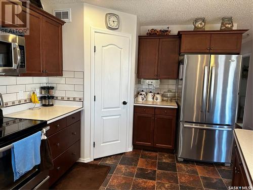 304 Archibald Street, Midale, SK - Indoor Photo Showing Kitchen