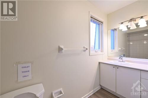 90 Templeton Street Unit#C, Ottawa, ON - Indoor Photo Showing Bathroom