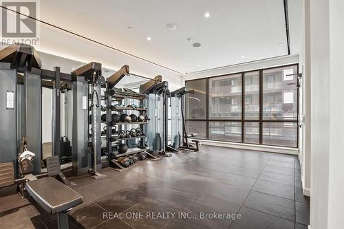 4002 - 39 Roehampton Avenue, Toronto, ON - Indoor Photo Showing Gym Room