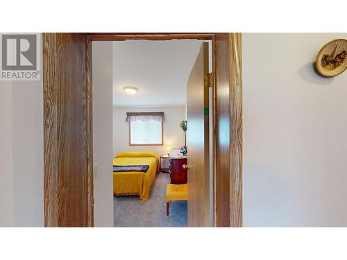 2299 Ash Avenue, Quesnel, BC - Indoor Photo Showing Bathroom