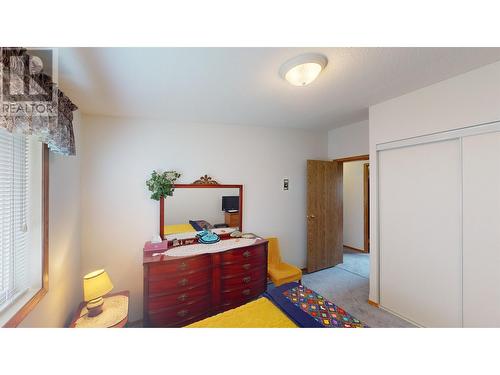 2299 Ash Avenue, Quesnel, BC - Indoor Photo Showing Bedroom