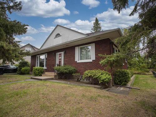 33 Summit Avenue, Thunder Bay, ON - Outdoor