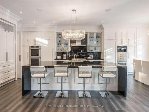 14 Tregellis Rd, Toronto, ON - Indoor Photo Showing Kitchen With Upgraded Kitchen