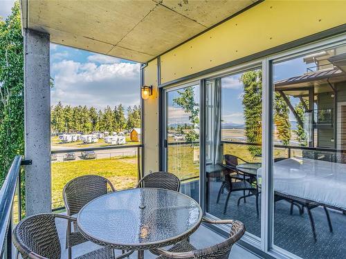 208B-181 Beachside Dr, Parksville, BC - Outdoor With Deck Patio Veranda With Exterior
