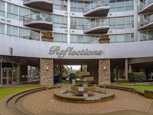 302-2745 Veterans Memorial Pkwy, Langford, BC - Outdoor With Balcony