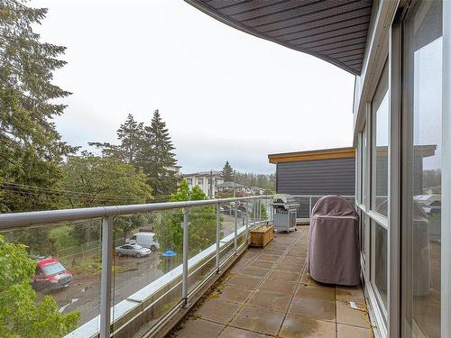 302-2745 Veterans Memorial Pkwy, Langford, BC - Outdoor With Balcony With Exterior