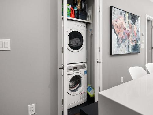 Salle de lavage - 3409-1188 Rue St-Antoine O., Montréal (Ville-Marie), QC - Indoor Photo Showing Laundry Room