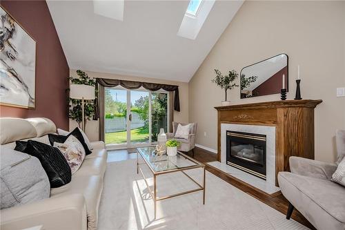 1160 Bellview Street|Unit #35, Burlington, ON - Indoor Photo Showing Living Room With Fireplace
