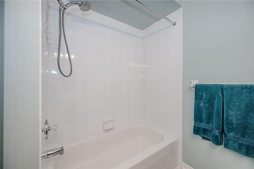 1160 Bellview Street|Unit #35, Burlington, ON - Indoor Photo Showing Bathroom