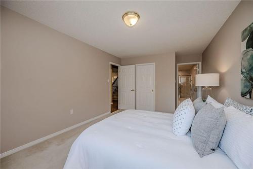 1160 Bellview Street|Unit #35, Burlington, ON - Indoor Photo Showing Bedroom