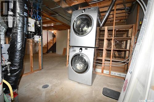 232 23Rd Street W, Prince Albert, SK - Indoor Photo Showing Laundry Room