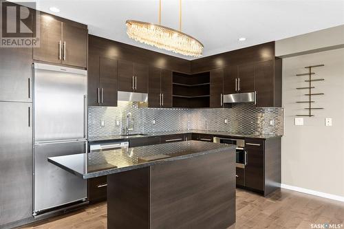 310 230 Slimmon Road, Saskatoon, SK - Indoor Photo Showing Kitchen With Upgraded Kitchen
