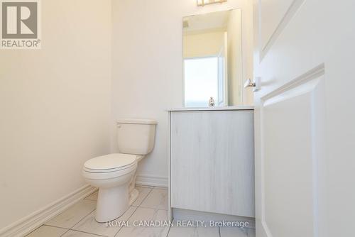 60 Harvest Crescent, Barrie, ON - Indoor Photo Showing Bathroom