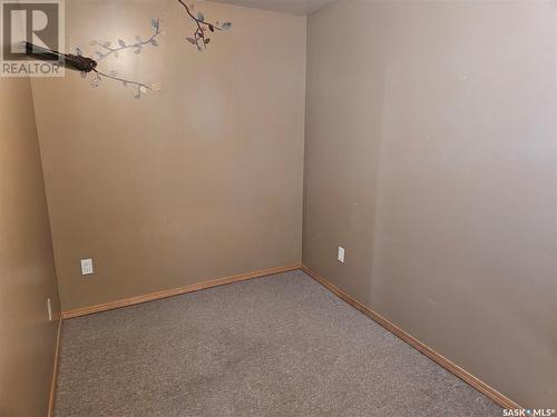 420 1St Avenue Nw, Swift Current, SK - Indoor Photo Showing Other Room
