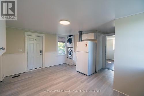 3 Meyers Street S, Belleville, ON - Indoor Photo Showing Laundry Room