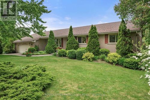 3286 County Road 3, Prince Edward County, ON - Outdoor