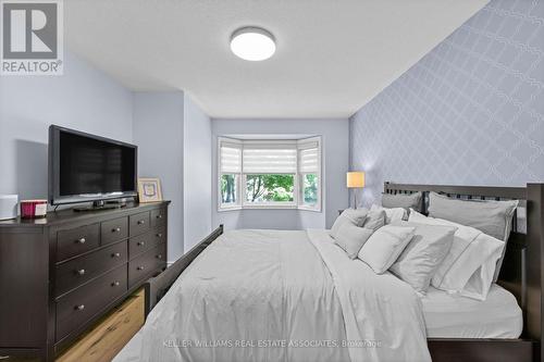 5024 Penman Lane, Burlington, ON - Indoor Photo Showing Bedroom