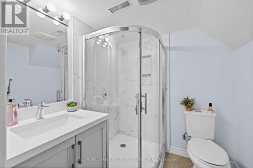 5024 Penman Lane, Burlington, ON - Indoor Photo Showing Bathroom