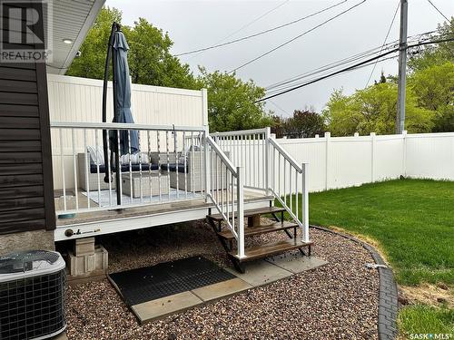 263 30Th Street, Battleford, SK - Outdoor With Deck Patio Veranda