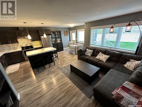 263 30Th Street, Battleford, SK - Indoor Photo Showing Living Room