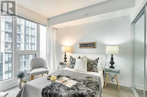 5012 - 181 Dundas Street E, Toronto, ON - Indoor Photo Showing Bedroom