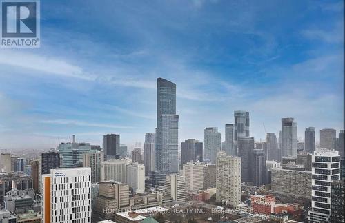 5012 - 181 Dundas Street E, Toronto, ON - Outdoor With View