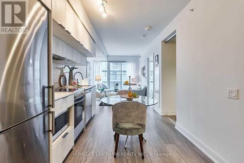 5012 - 181 Dundas Street E, Toronto, ON - Indoor Photo Showing Kitchen With Upgraded Kitchen