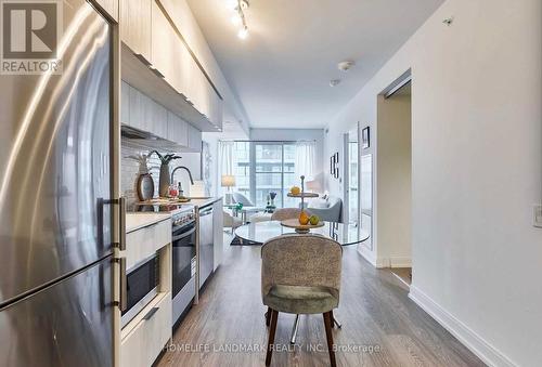 5012 - 181 Dundas Street E, Toronto, ON - Indoor Photo Showing Kitchen With Upgraded Kitchen