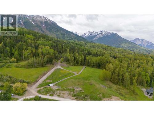 1673 Mcleod Avenue, Fernie, BC 