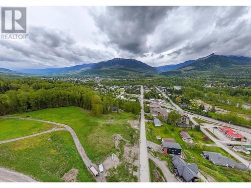 1673 Mcleod Avenue, Fernie, BC 