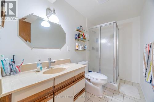 4239 Wakefield Crescent, Mississauga, ON - Indoor Photo Showing Bathroom