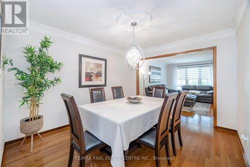 4239 Wakefield Crescent, Mississauga, ON - Indoor Photo Showing Dining Room