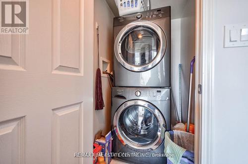 1207 - 208 Enfield Place, Mississauga, ON - Indoor Photo Showing Laundry Room