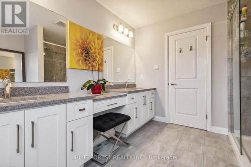 63 - 2040 Shore Road, London, ON - Indoor Photo Showing Bathroom